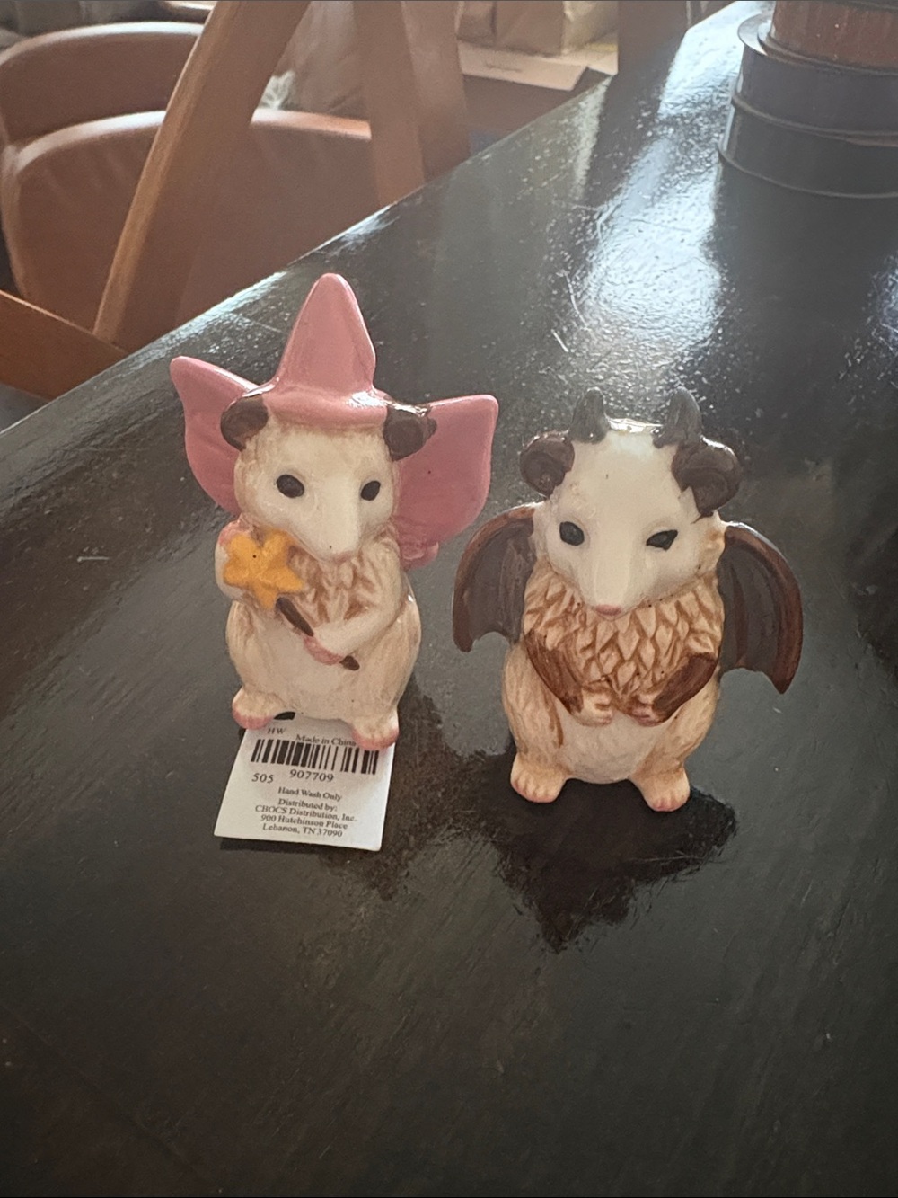 Crackle barrel salt and shaker set opossums